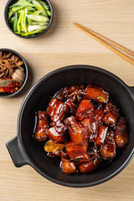 Pearl_River_Bridge_Superior_Dark_Soy_Sauce,_Plastic_Bottles,_16.9_oz