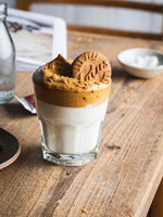 Lotus_Biscoff_Sandwich_Cookies,_Vanilla,_22_Cookies_per_pack,_7.76_Ounce