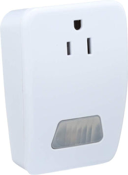 AmerTac_MLC4BC_Westek_Indoor_Plug-in_Motion_Activated_Light_Control_–_White,_120V_60Hz,_100_deg._Detection_Zone_|_Wireless_Motion_Sensor