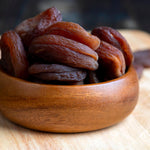 Elan_Organic_Sun-Dried_Apricots,_7_oz,_Dried_Fruits,_No_Sulphites,_No_Sugar_Added,_Non-GMO,_Vegan,_Gluten-Free,_Kosher,_Naturally_Sweet_Snacks,_Turkish_Apricots