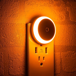 Amber_Night_Light_Plug_in,_Dusk_to_Dawn_Sensor,_Blue_Light_Blocking,_Automatic_Nightlight,_Energy_Efficient,_2_Pack_LED_Night_Lights_Plug_into_Wall,_for_Bathroom,_Bedroom,_Kitchen,_Hallway,_Stairway
