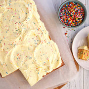 McCormick_Cake_Batter_Flavor,_McCormick's_Versatile_Baking_Extract_2_fl_oz